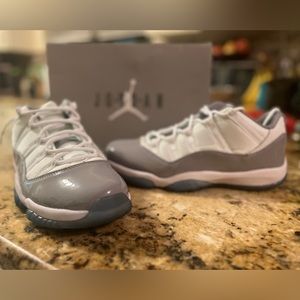 Jordan 11 Low Retro Cement Grey size 11